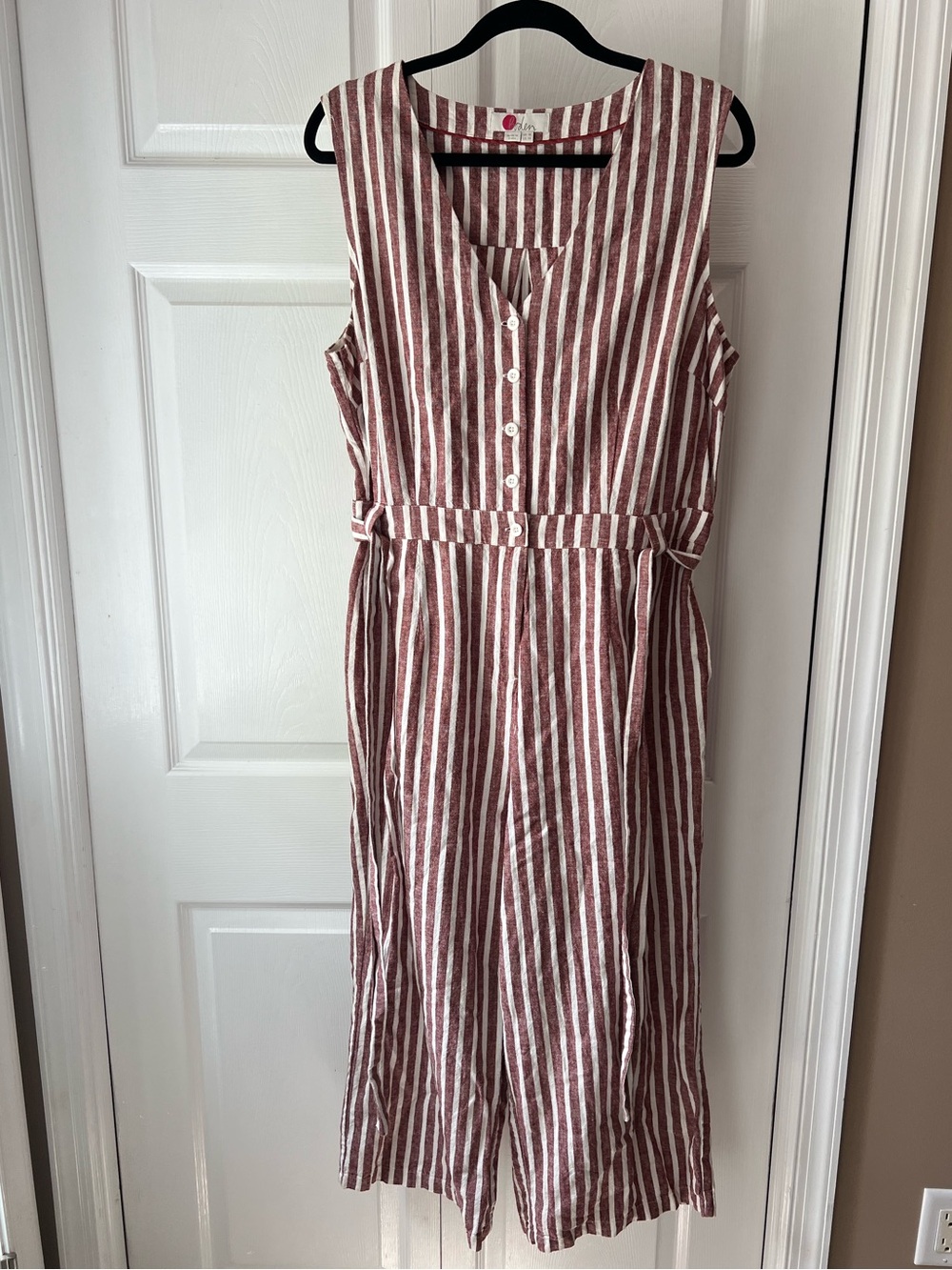 Boden Sleeveless Linen Jumpsuit